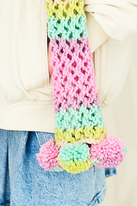 Stylecraft Knitting Pattern 10050