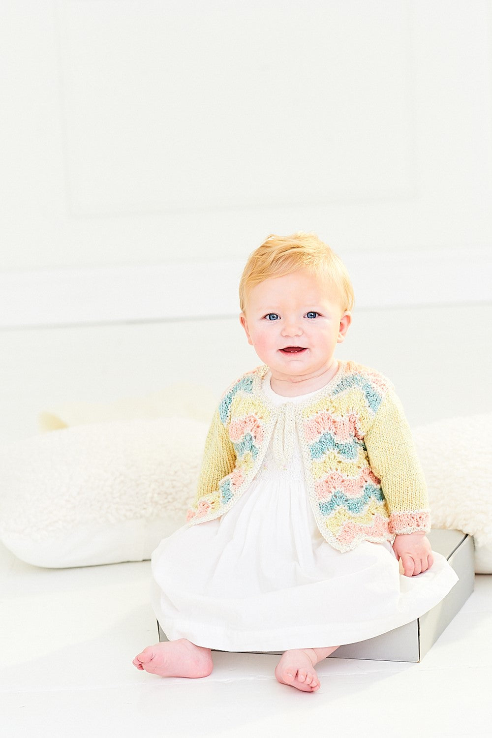 Stylecraft Knitting Pattern - 9995