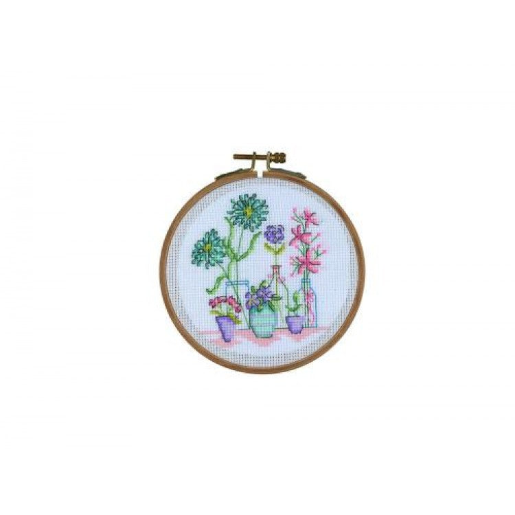 HOOP CROSS STITCH WINDOW LEDGE