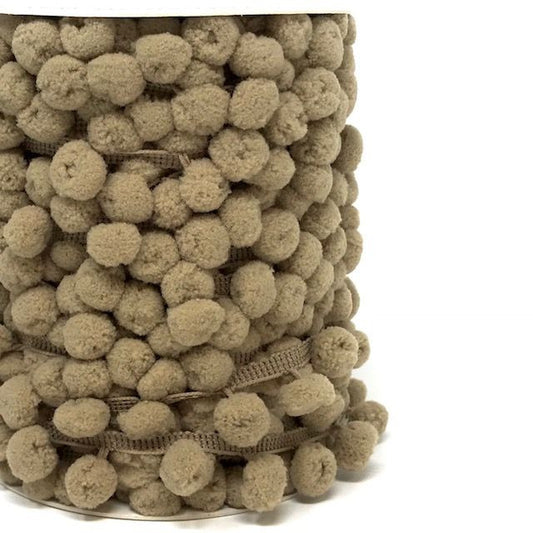 Natural 15mm Diameter Pom Pom Trim