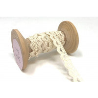 Scalloped Edged Cotton Lace - 15mm Natural